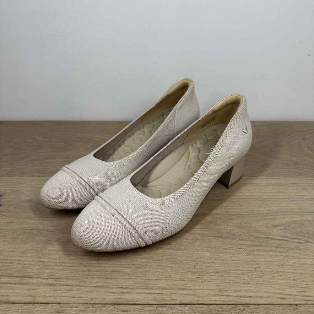 VIVAIA Pumps Women 8.5 Cream Knit Round Toe Block Heel Comfort Career